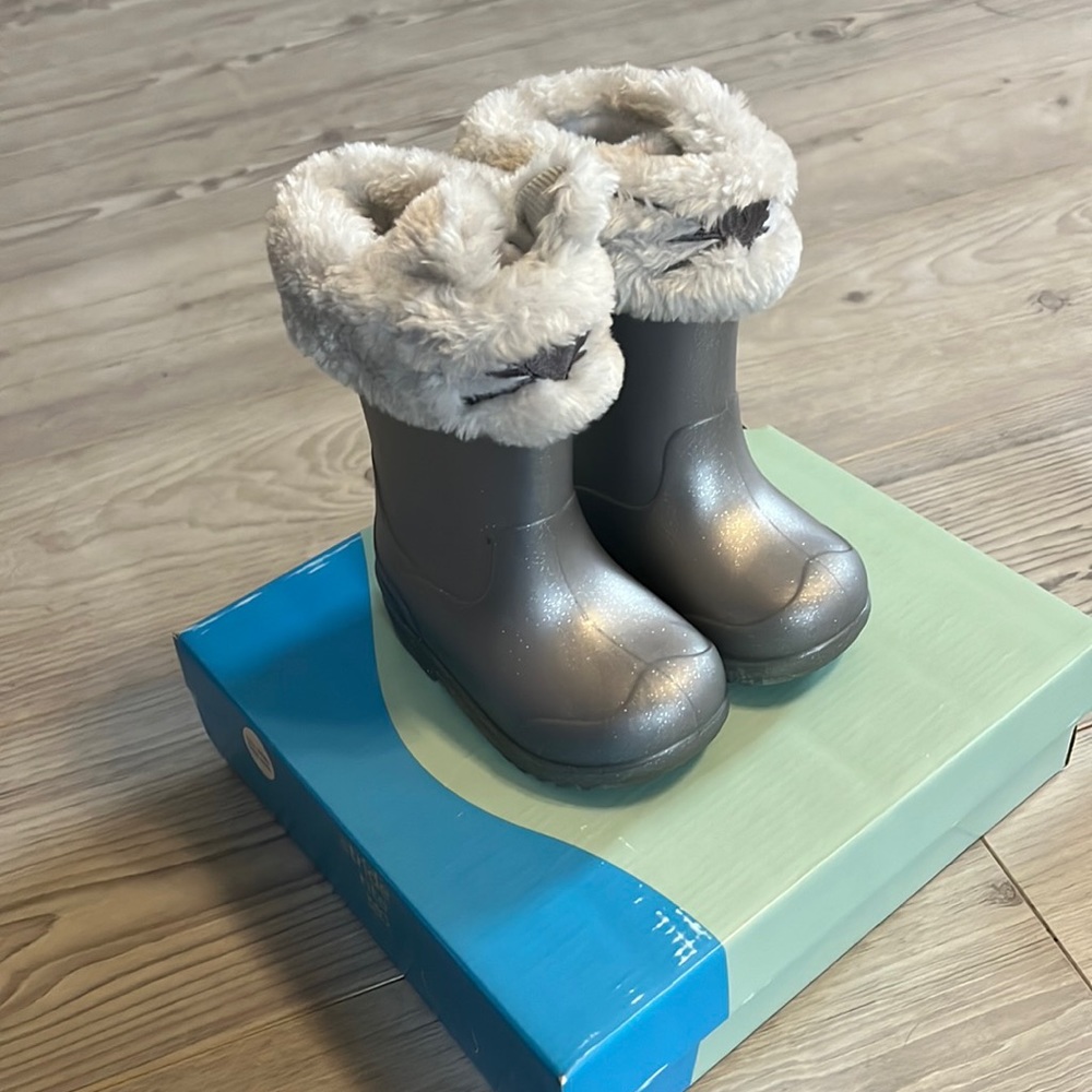 Stride Rite toddler boots ❤️